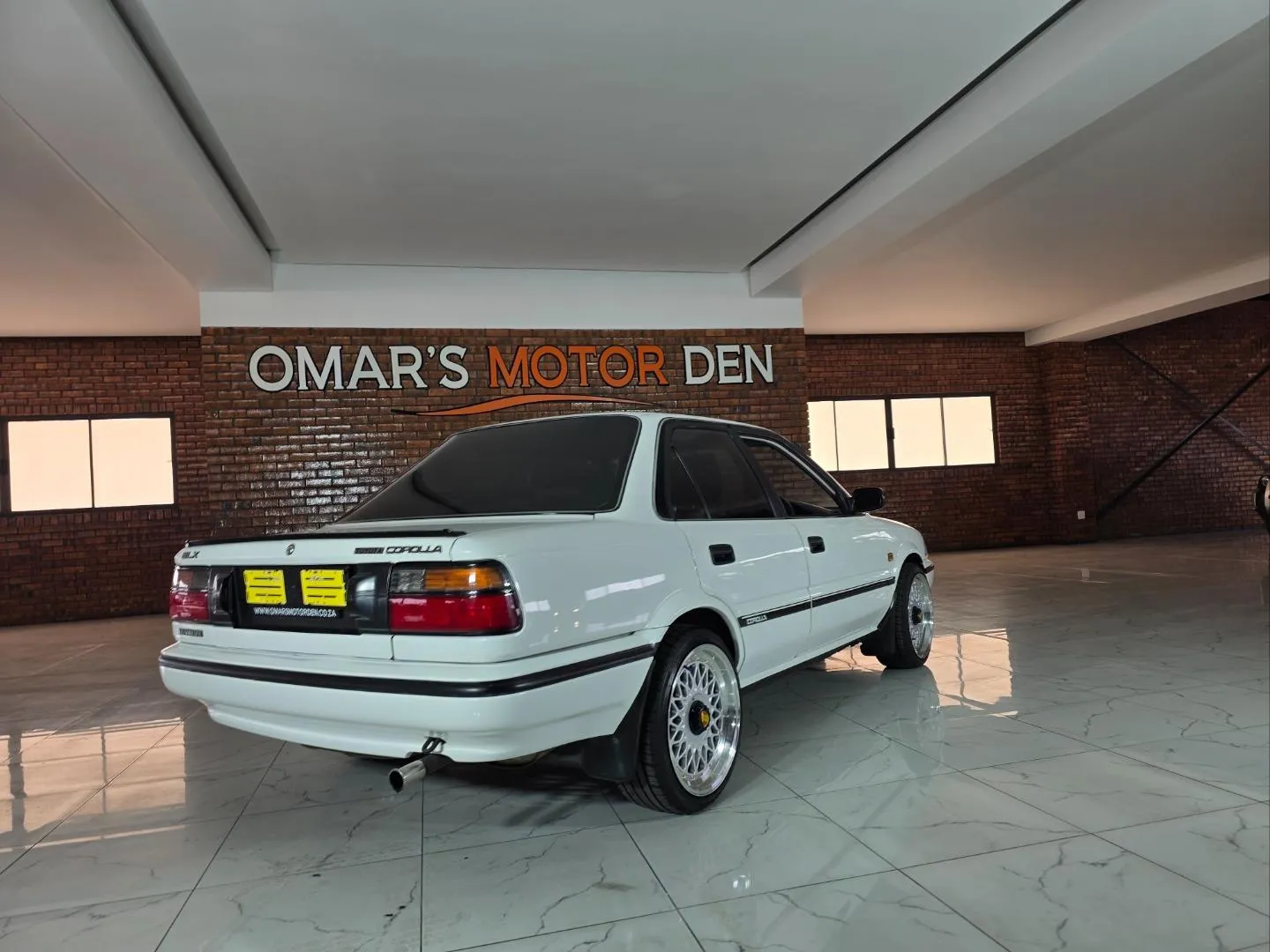 1991 Toyota Corolla 1.6 GLX Auto, photo 4 of 5