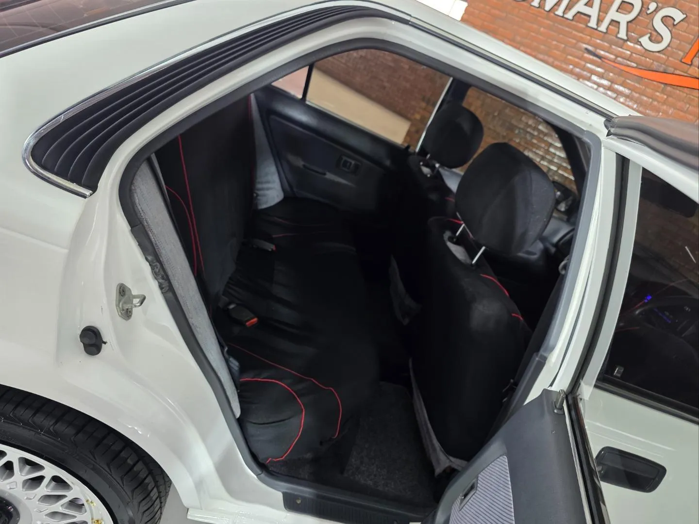 1991 Toyota Corolla 1.6 GLX Auto, photo 6 of 7
