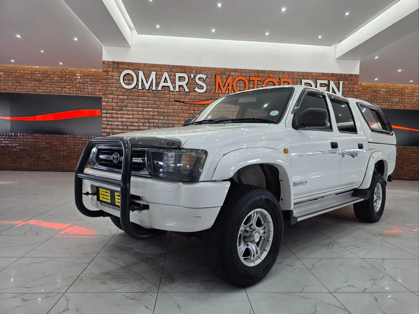 2001 Toyota Hilux 2700i Raider, photo 3 of 8