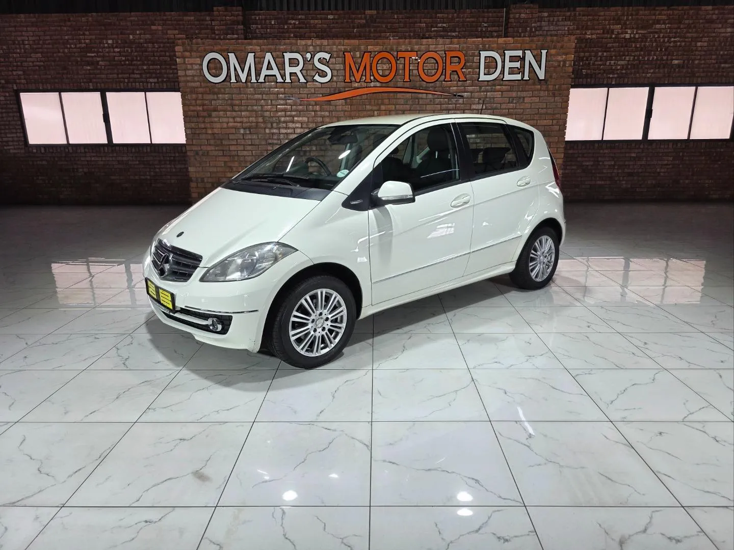 2010 Mercedes-Benz A-Class A180 Elegance, photo 3 of 7
