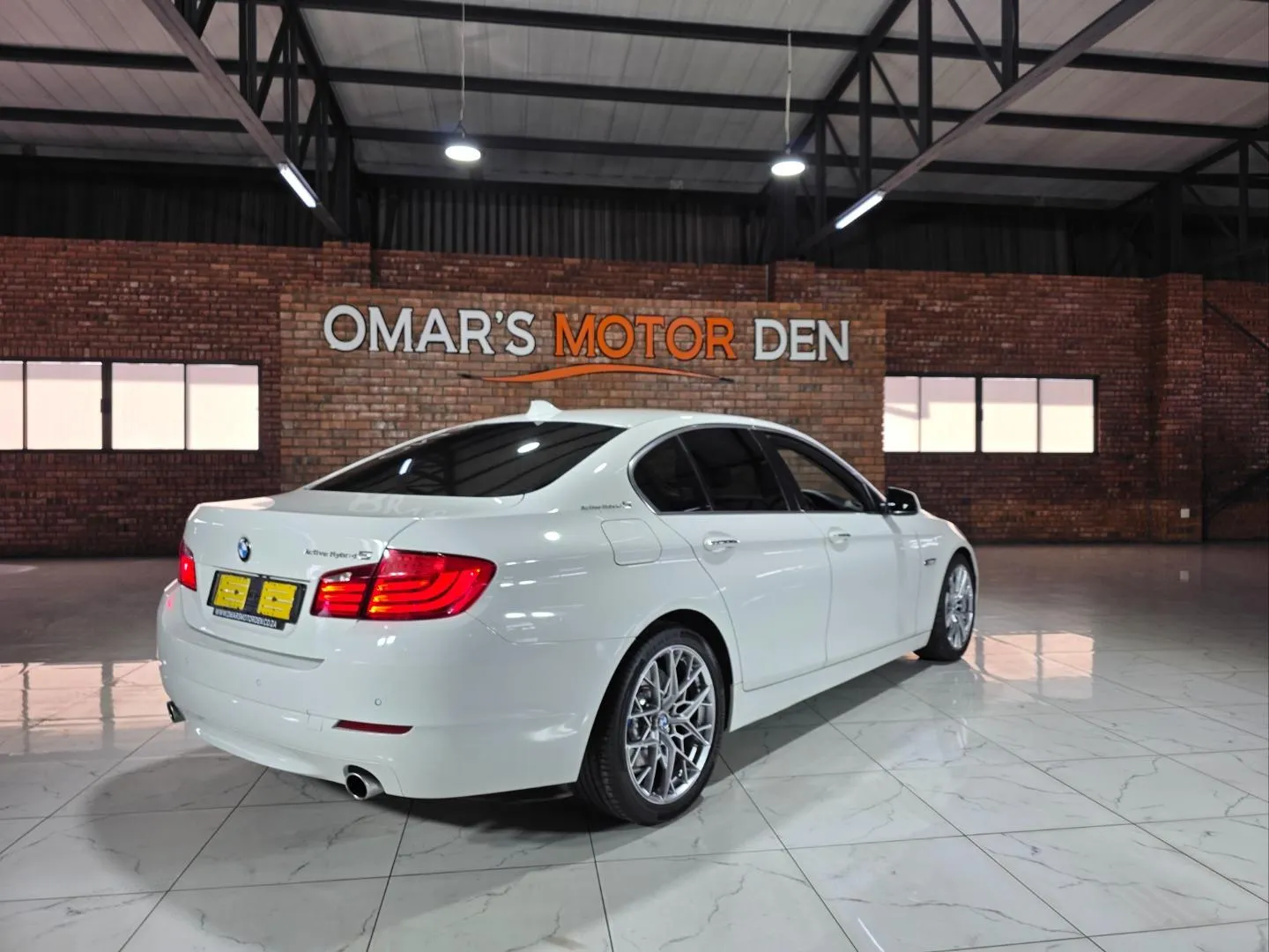 2013 BMW 5 Series ActiveHybrid 5 Luxury, photo 3 of 4