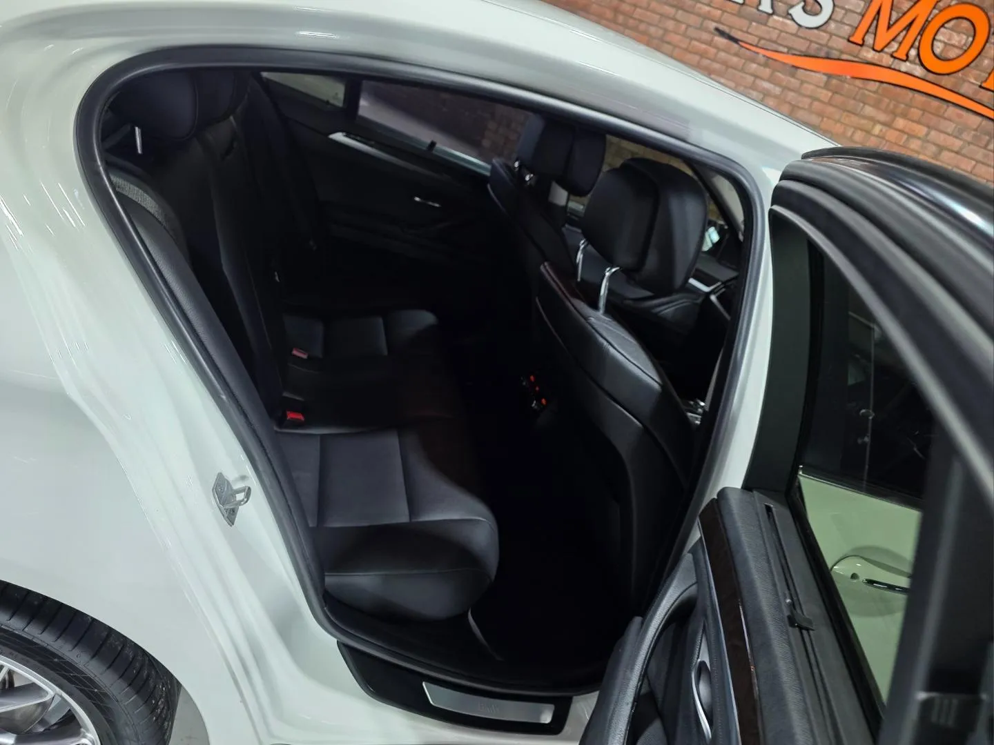 2013 BMW 5 Series ActiveHybrid 5 Luxury, photo 4 of 4