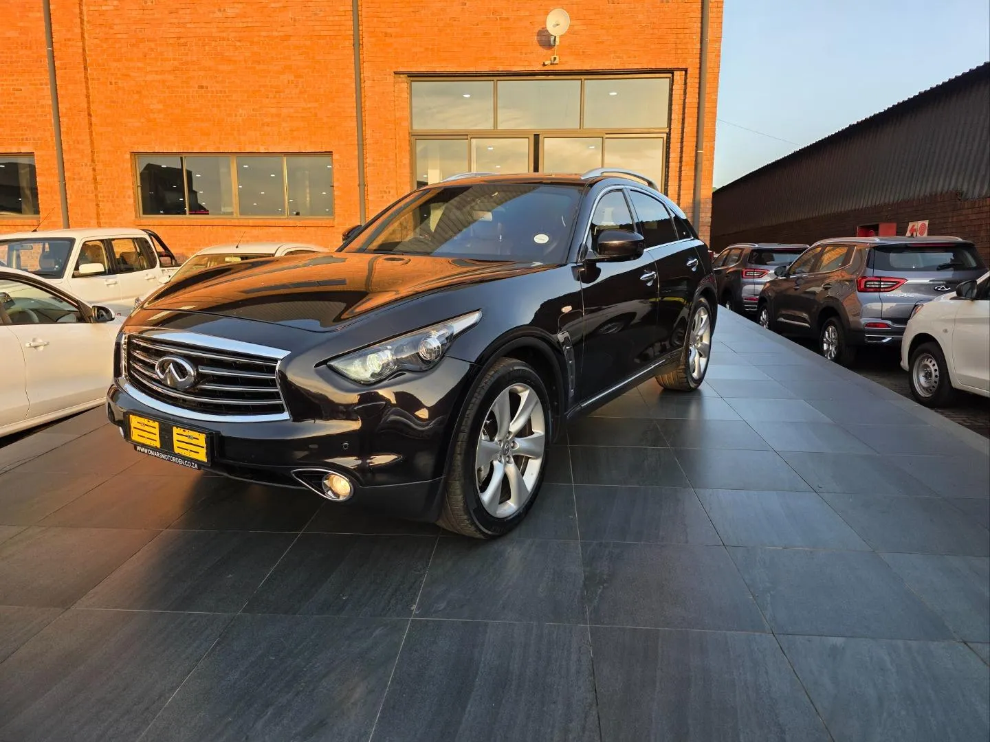 2013 Infiniti FX FX50 S Premium, photo 3 of 7