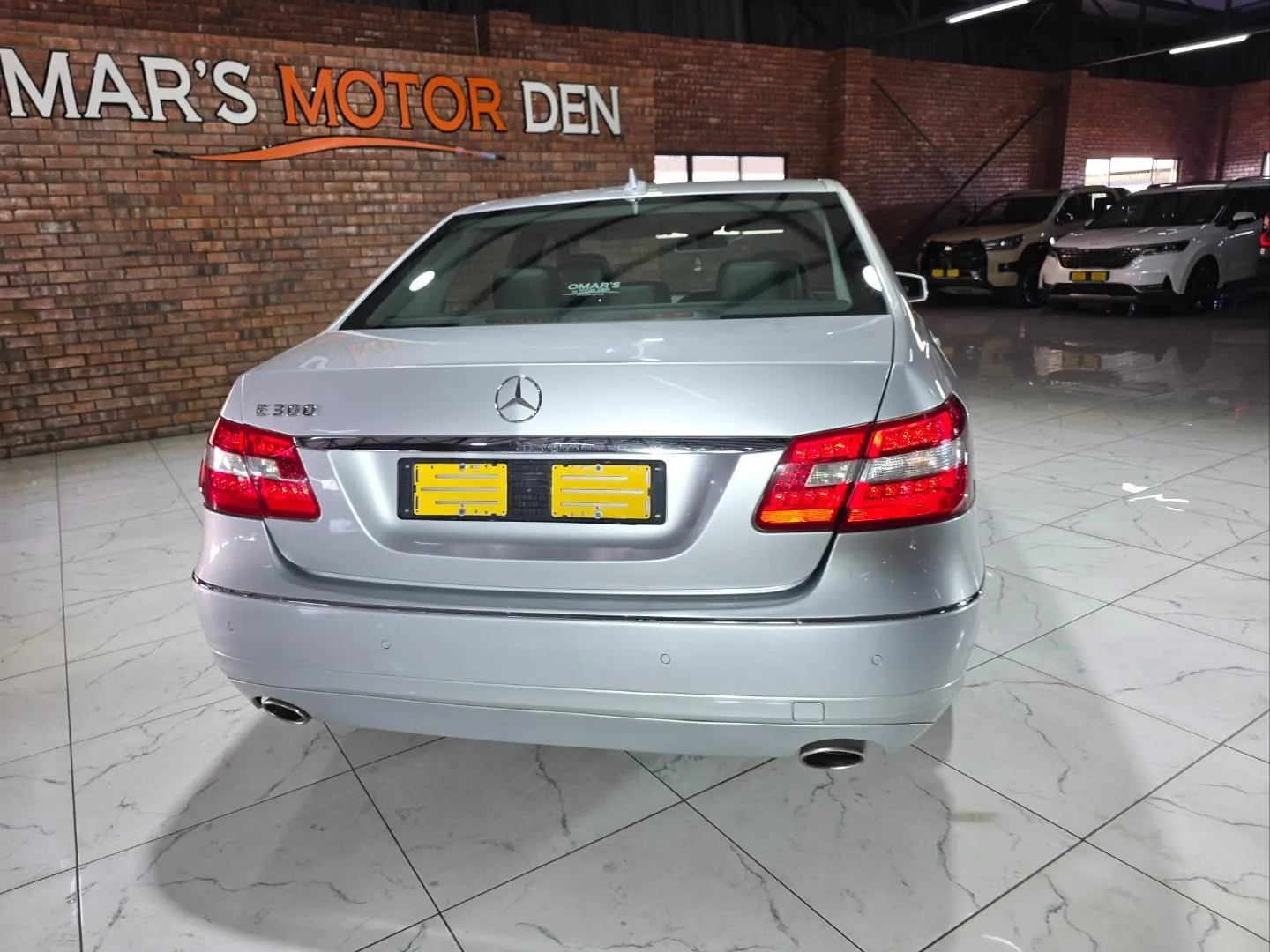 2013 Mercedes-Benz E-Class E300 Elegance, photo 6 of 6