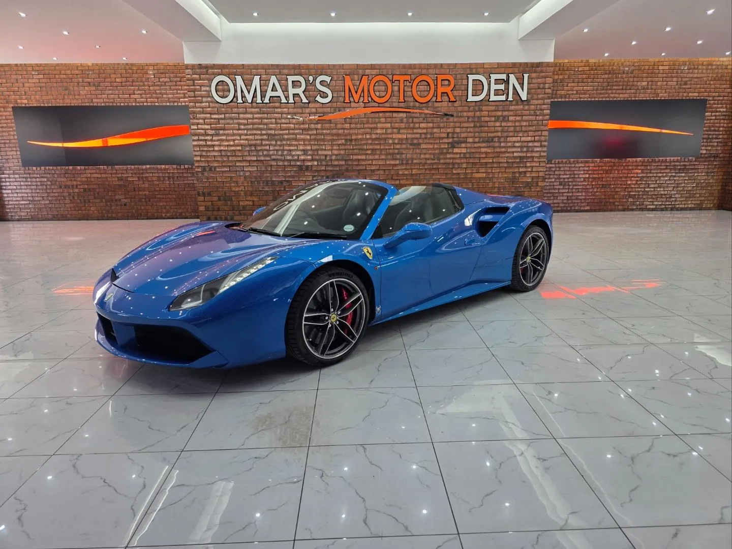 2016 Ferrari 488 Spider, photo 1 of 4