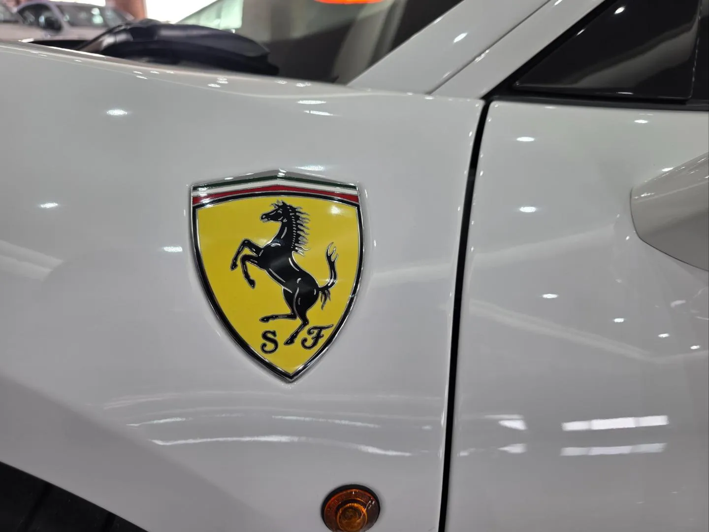2018 Ferrari 488 GTB, photo 6 of 8