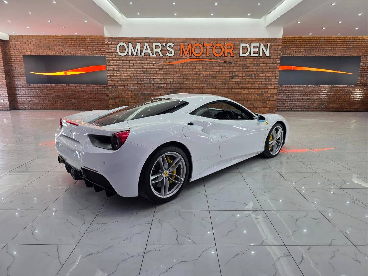 2018 Ferrari 488 GTB, photo 8 of 8