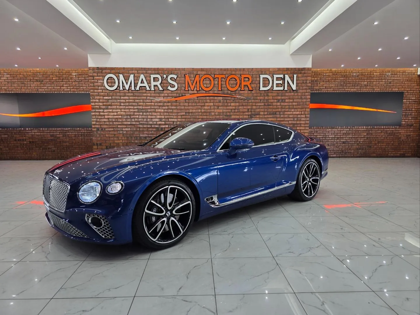 2019 Bentley Continental GT W12 Coupe, photo 4 of 7