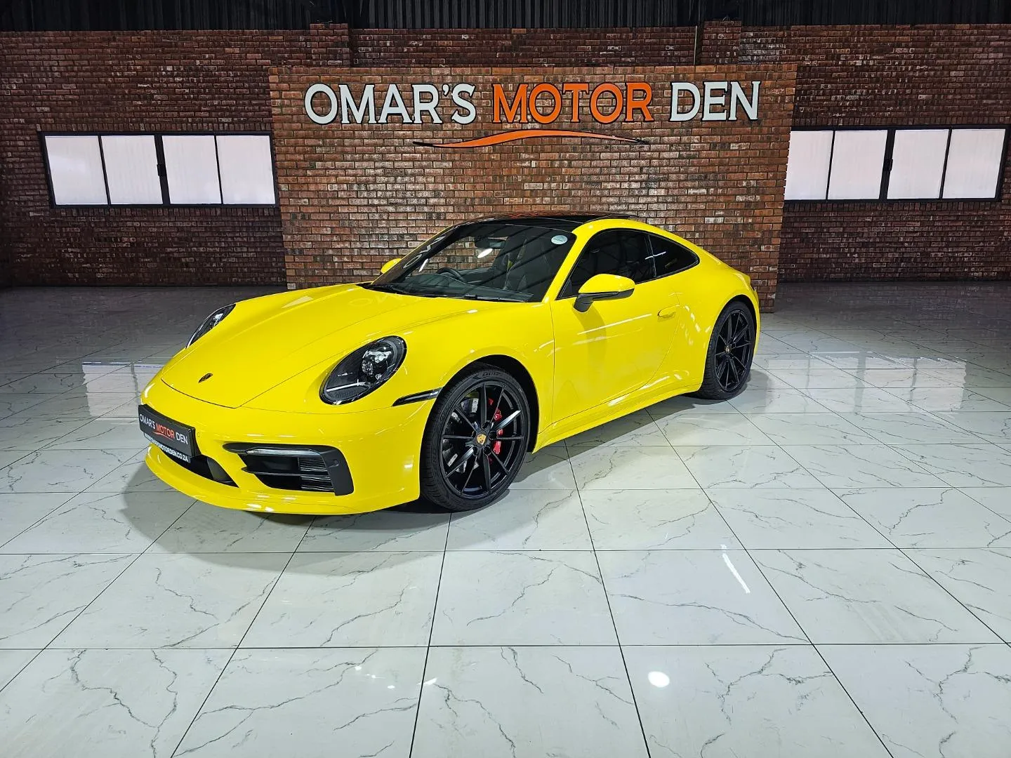2019 Porsche 911 Carrera S Coupe, photo 1 of 8
