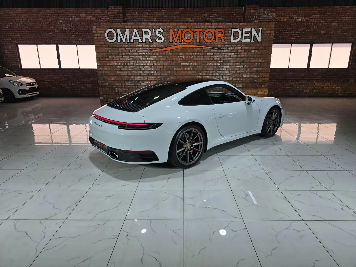 2019 Porsche 911 Carrera S Coupe, photo 4 of 4