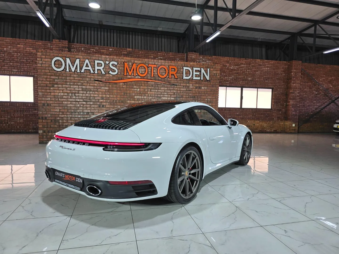 2019 Porsche 911 Carrera S Coupe, photo 6 of 7