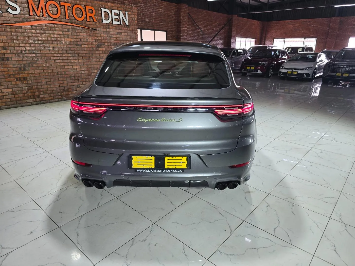 2019 Porsche Cayenne Turbo S e-hybrid Coupe, photo 5 of 8