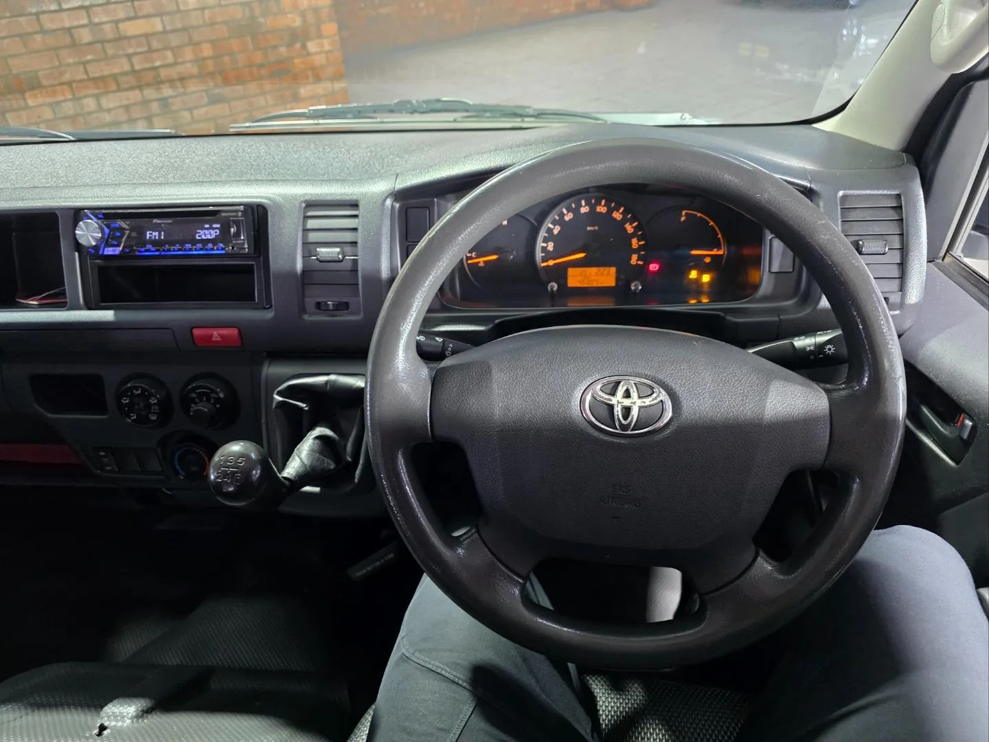 2019 Toyota Quantum 2.5D-4D Sesfikile, photo 6 of 6