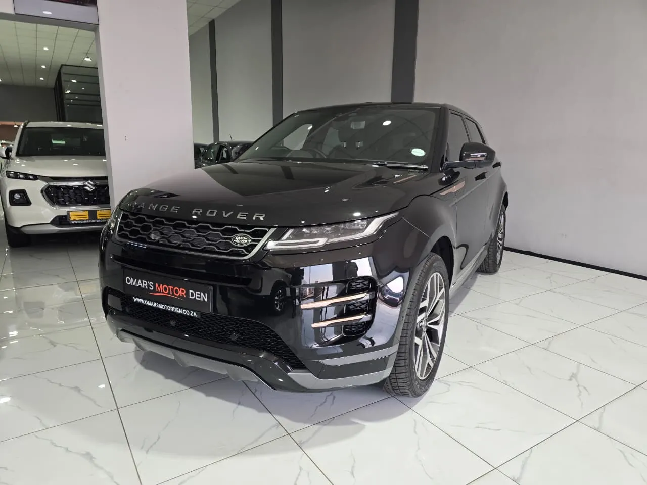 2020 Land Rover Range Rover Evoque D180 R-Dynamic HSE, photo 1 of 9