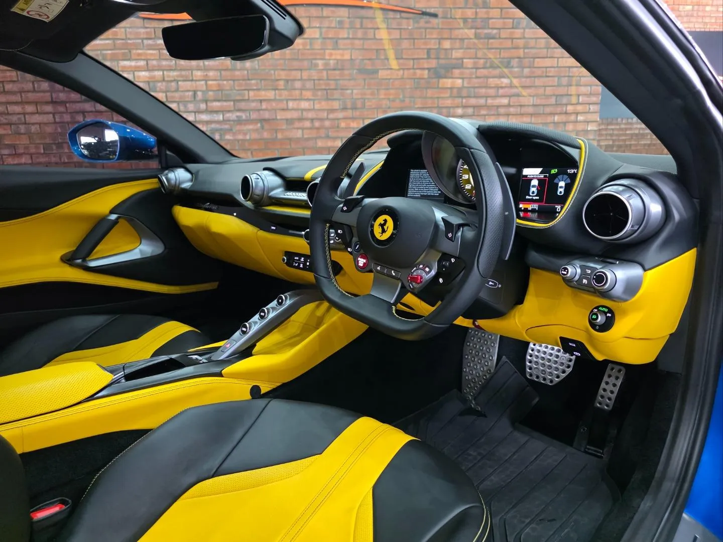 2021 Ferrari 812 Superfast, photo 11 of 15