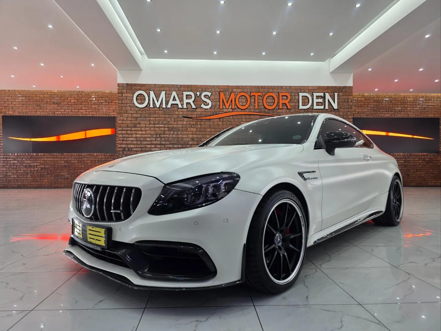 2021 Mercedes-AMG C-Class C63 S Coupe, photo 3 of 7