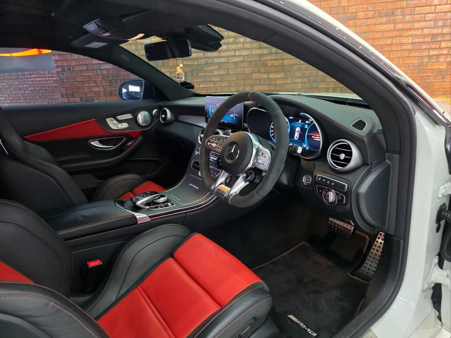2021 Mercedes-AMG C-Class C63 S Coupe, photo 5 of 7