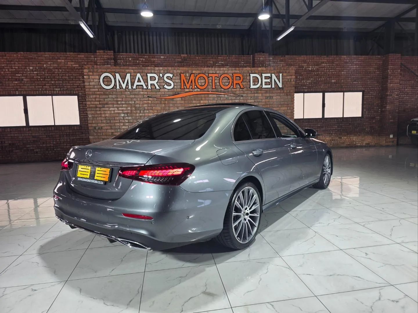 2022 Mercedes-Benz E-Class E200 AMG Line, photo 5 of 9