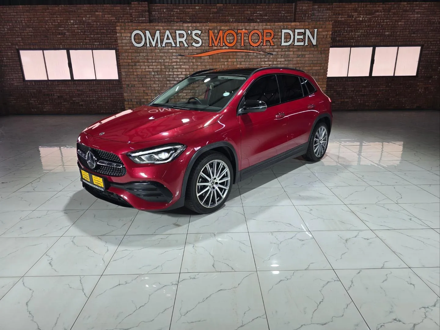 2022 Mercedes-Benz GLA GLA200d AMG Line, photo 1 of 6