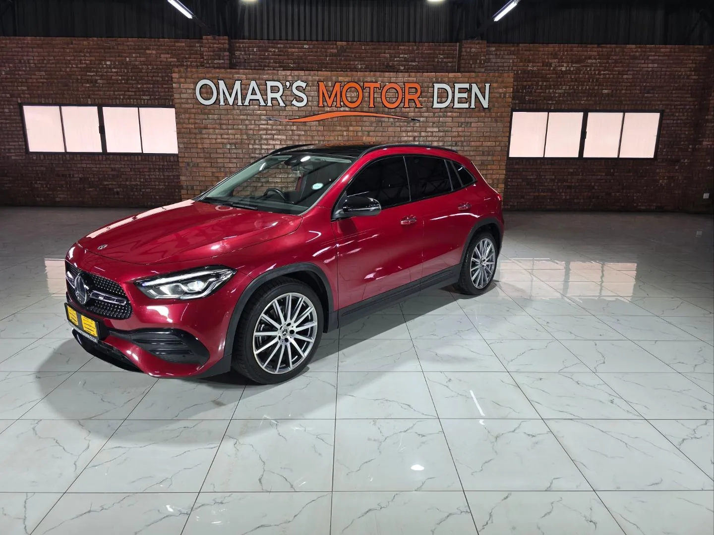 2022 Mercedes-Benz GLA GLA200d AMG Line, photo 3 of 6