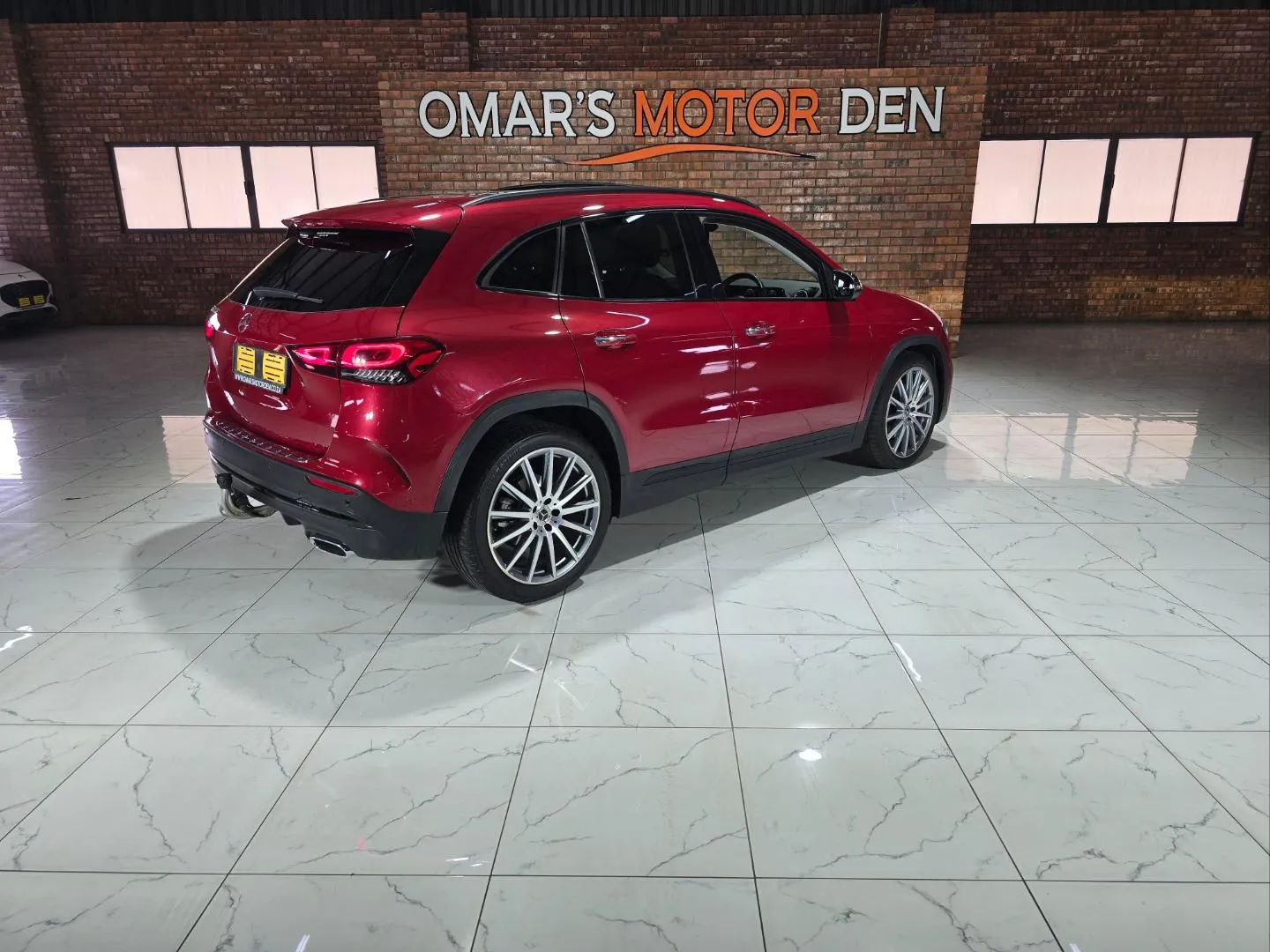 2022 Mercedes-Benz GLA GLA200d AMG Line, photo 4 of 6