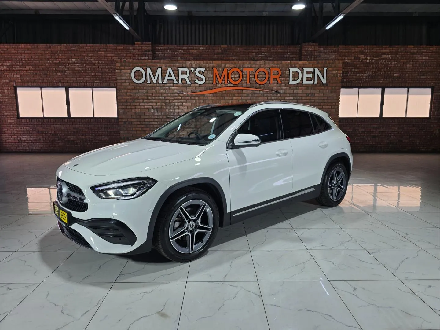 2023 Mercedes-Benz GLA GLA200d AMG Line, photo 4 of 6