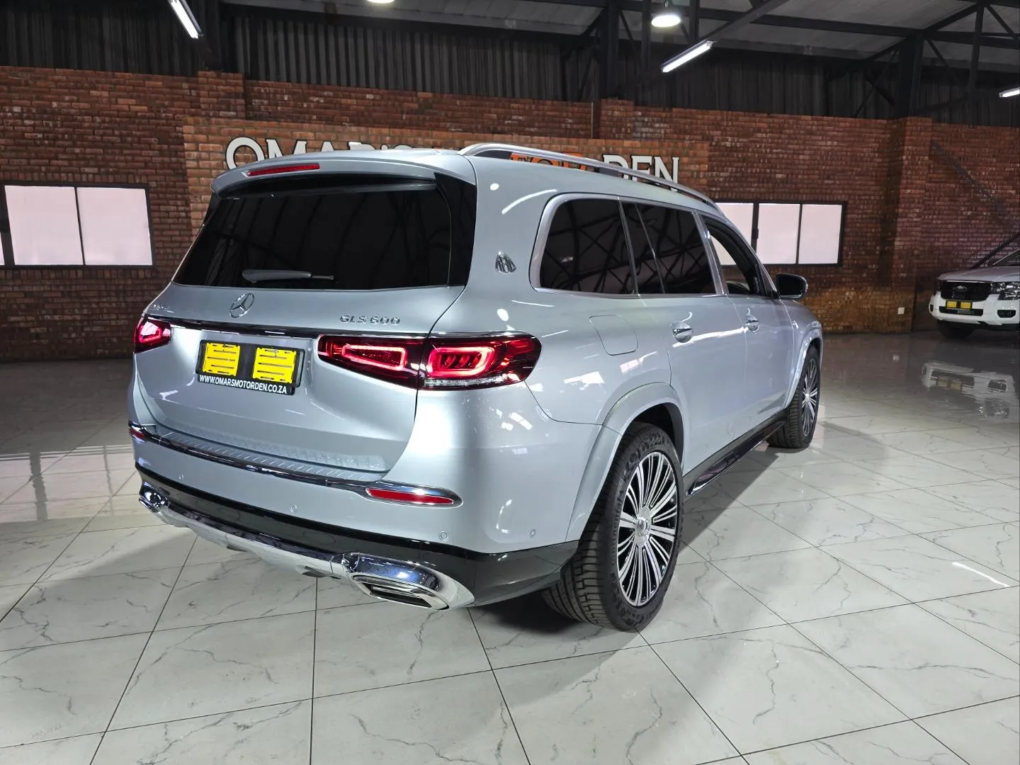 2023 Mercedes-Maybach GLS GLS600, photo 6 of 11