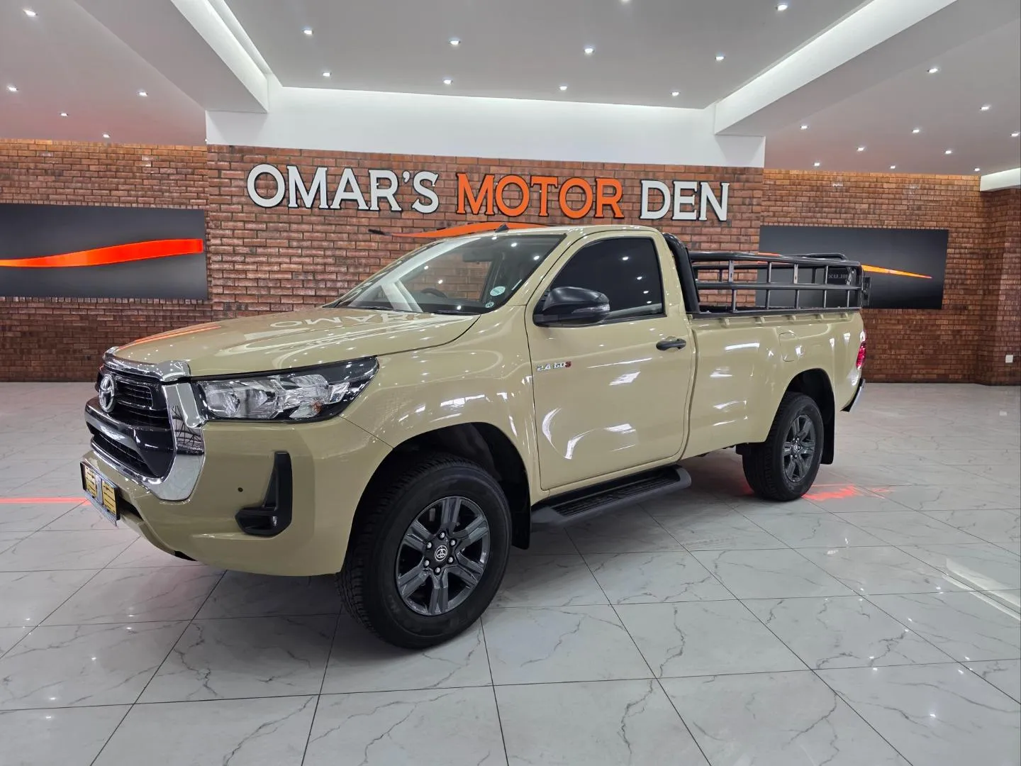 2023 Toyota Hilux 2.4GD-6 Raider, photo 3 of 6