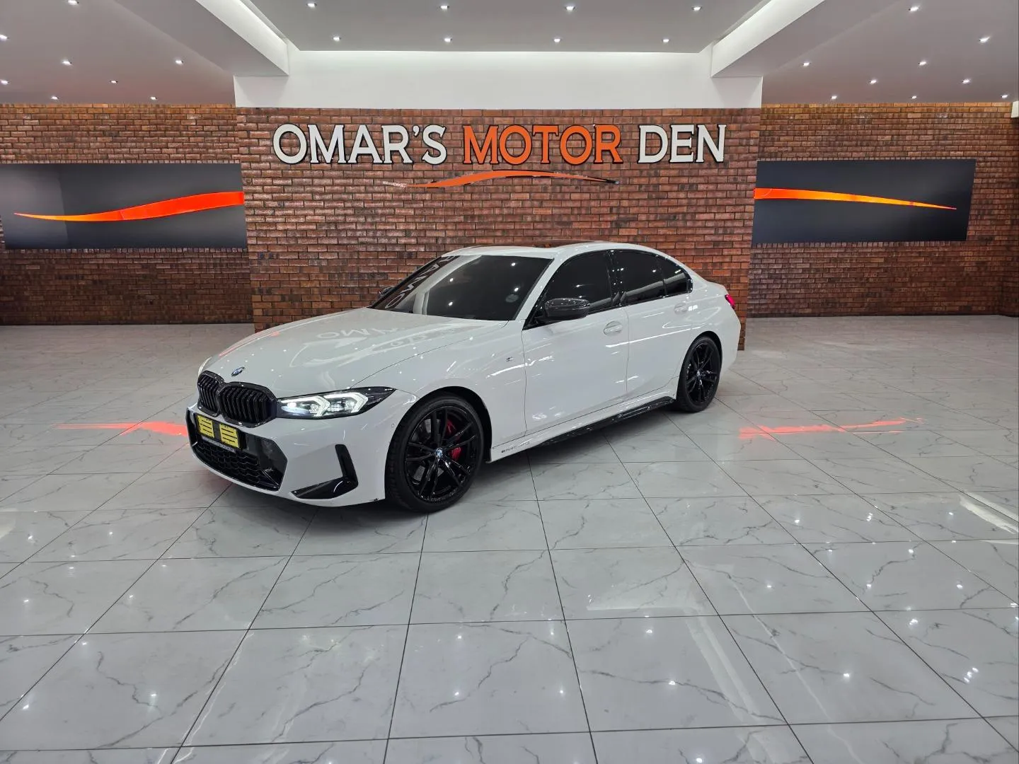 2024 BMW 3 Series 330i M Sport, photo 1 of 6