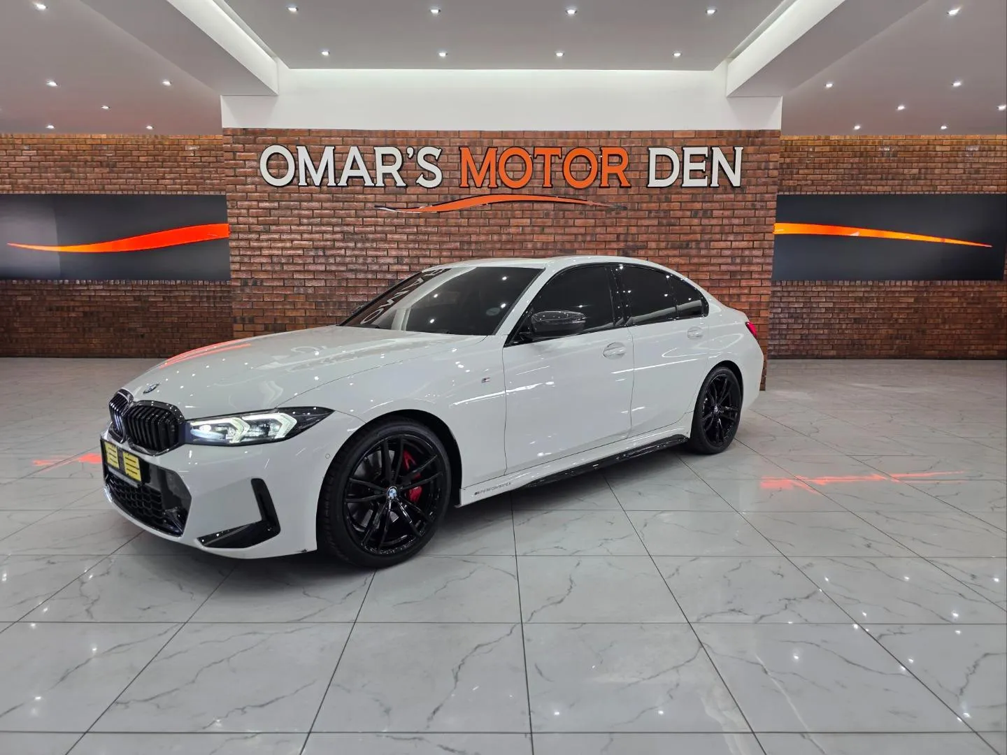 2024 BMW 3 Series 330i M Sport, photo 2 of 6
