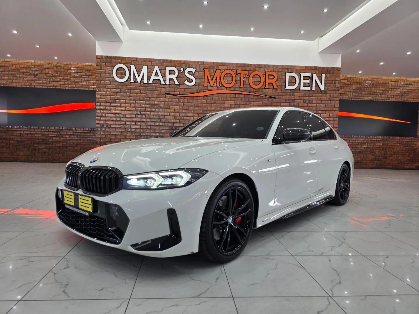 2024 BMW 3 Series 330i M Sport, photo 3 of 6