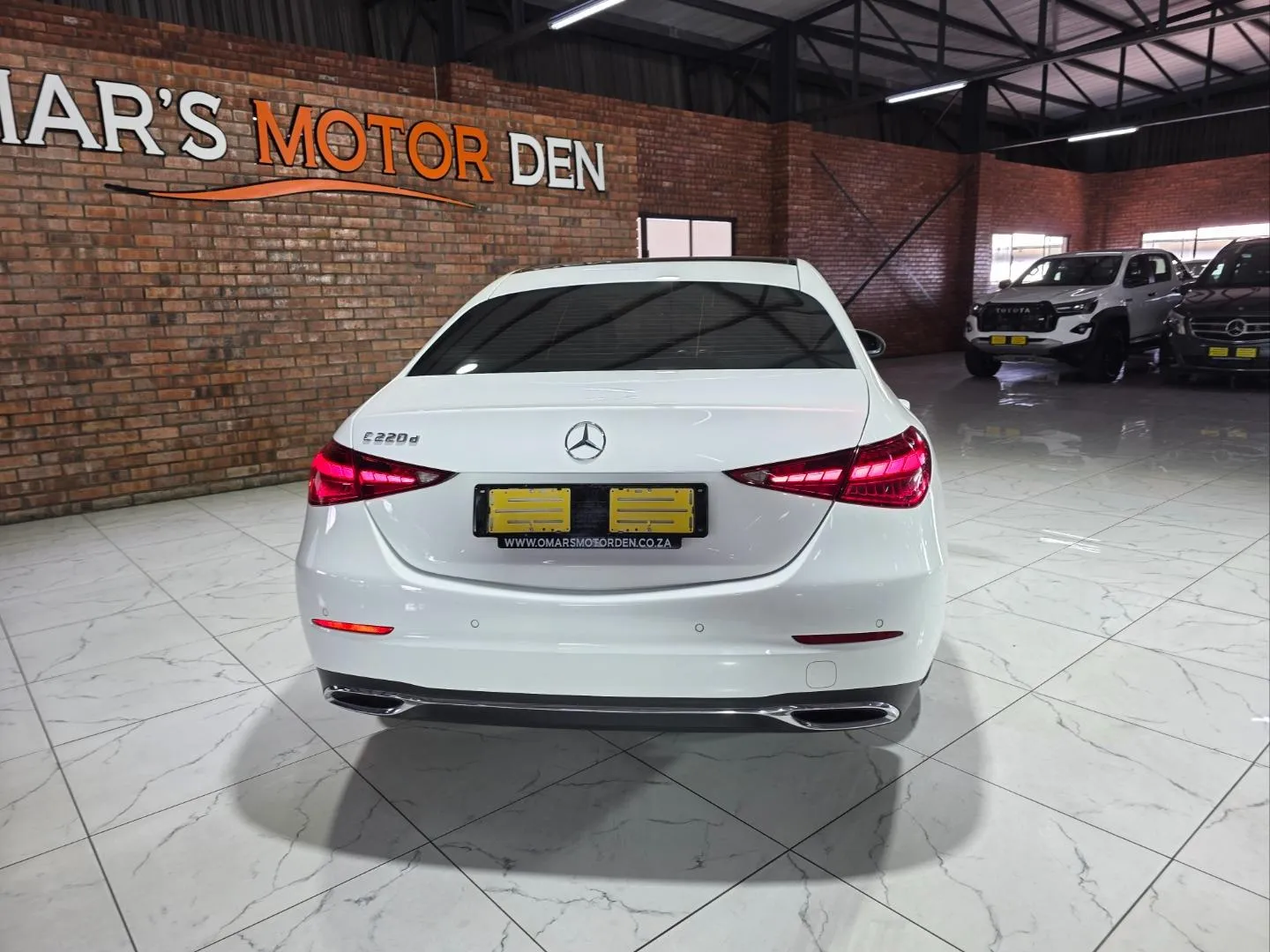 2024 Mercedes-Benz C-Class C220d Avantgarde, photo 3 of 6