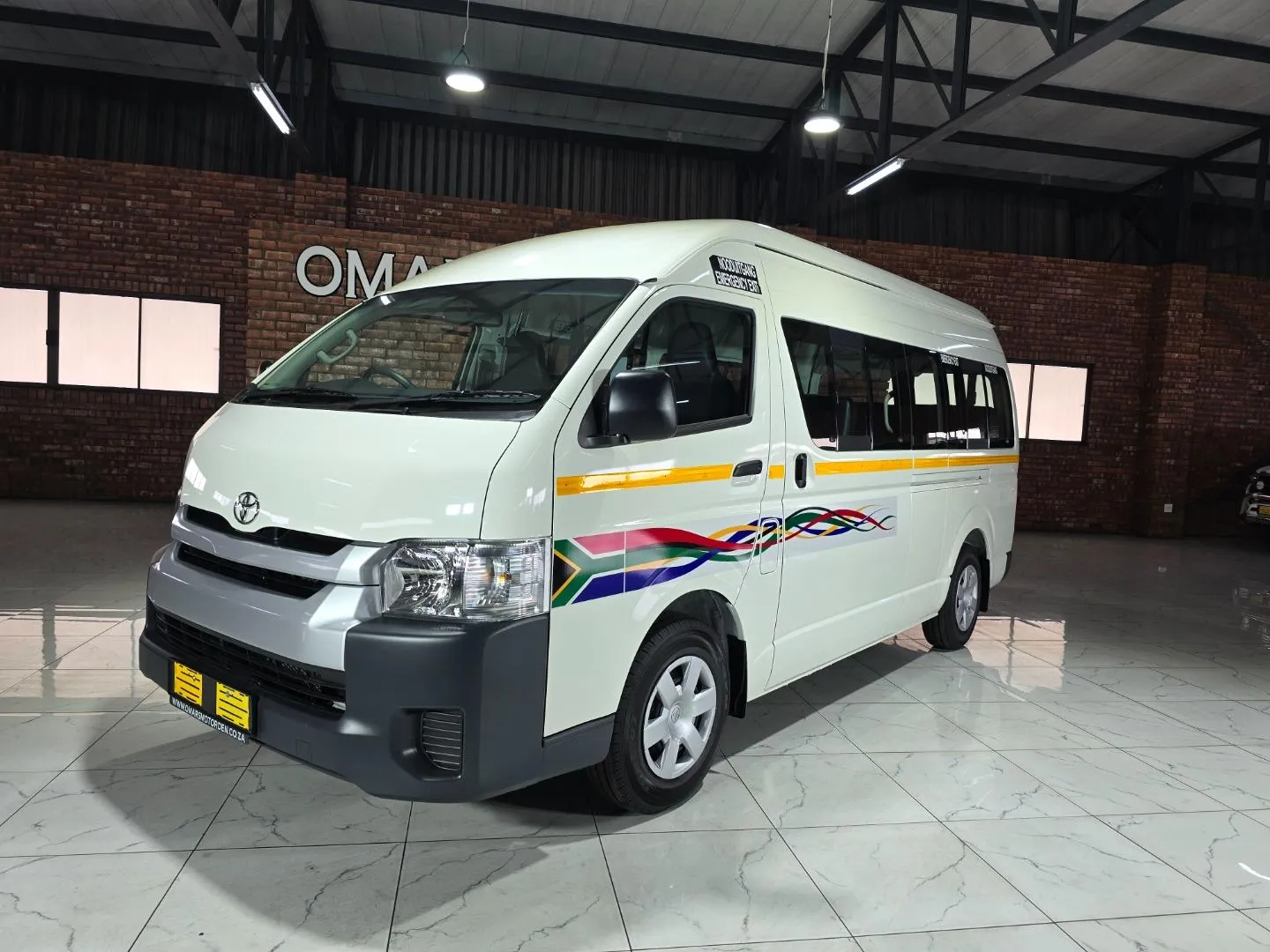 2024 Toyota Quantum 2.5D-4D Sesfikile, photo 2 of 5