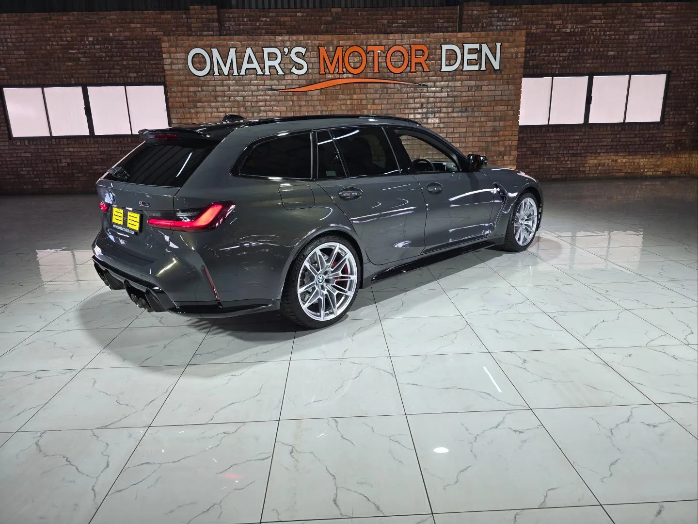 2025 BMW M3 Competition Touring M xDrive, photo 4 of 5