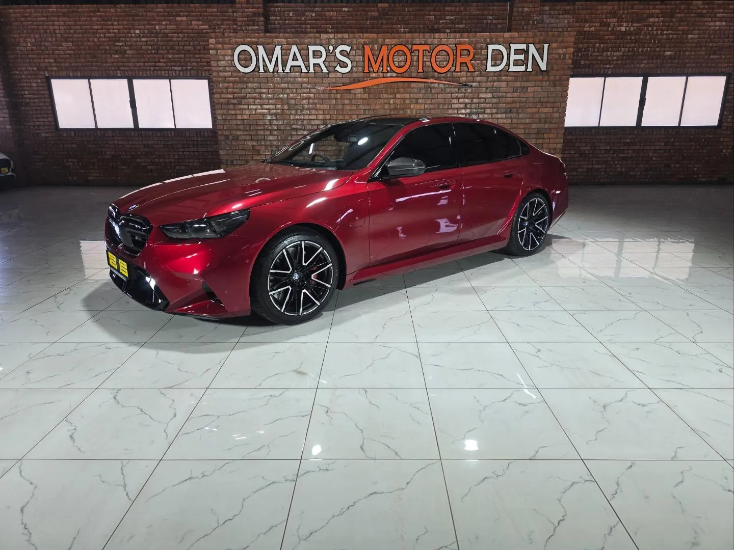 2025 BMW M5, photo 1 of 5