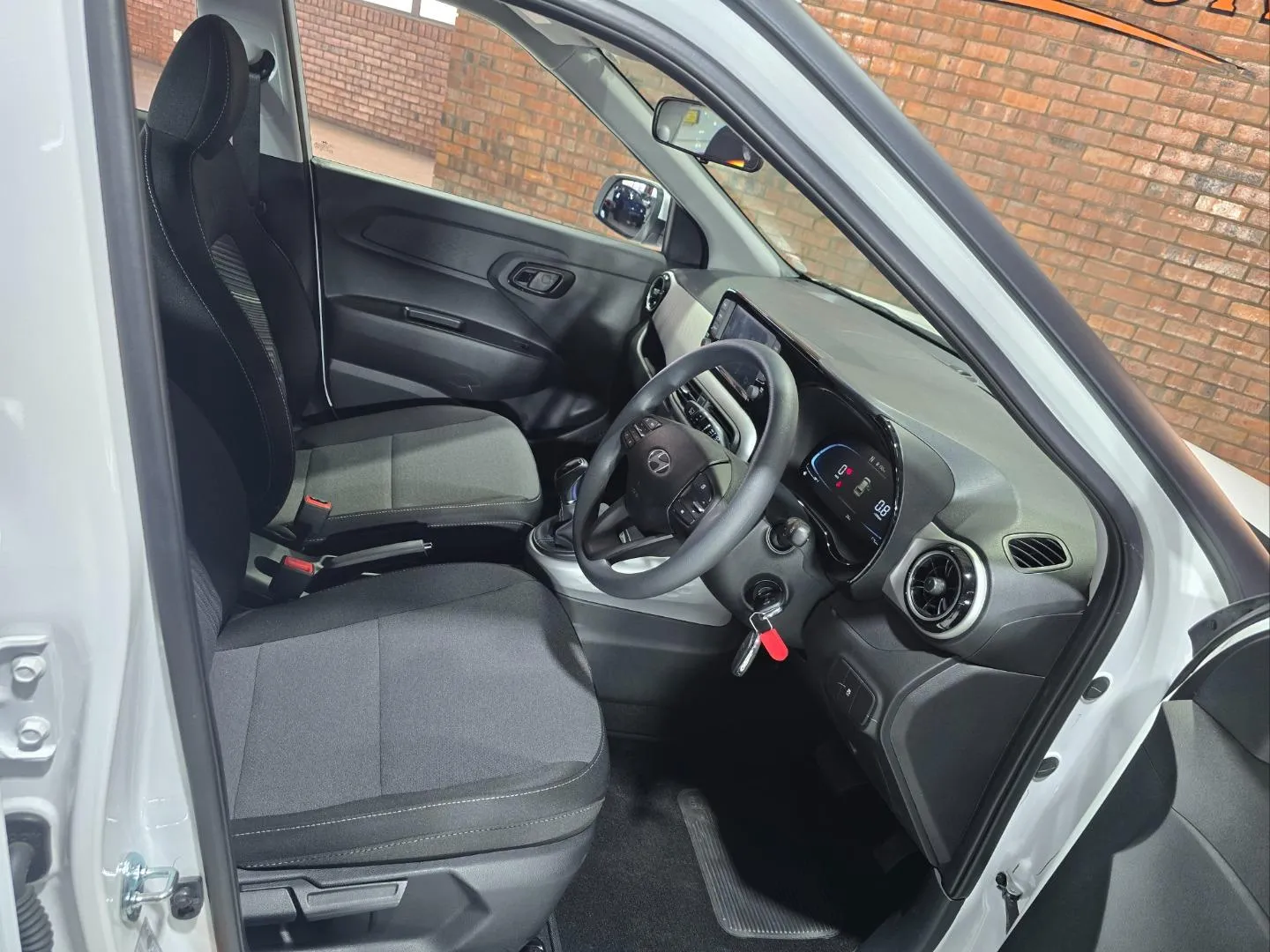 2025 Hyundai Exter 1.2 Premium Auto, photo 6 of 6