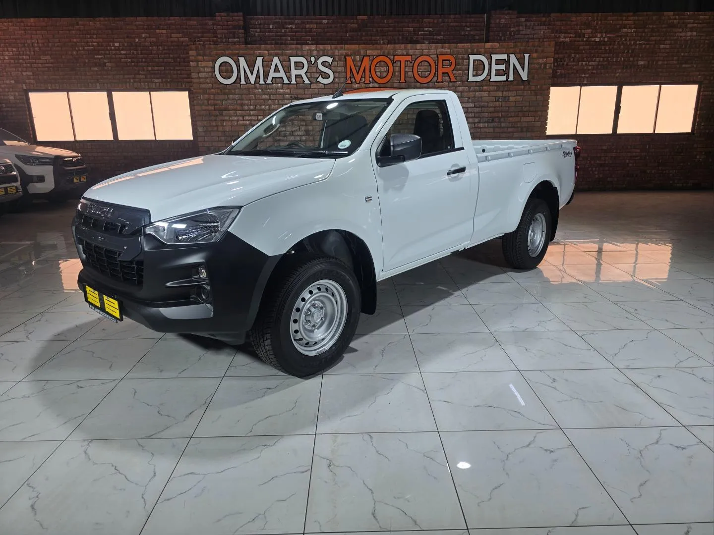 2025 Isuzu D-Max 1.9TD Single Cab L 4x4 Manual, photo 1 of 4