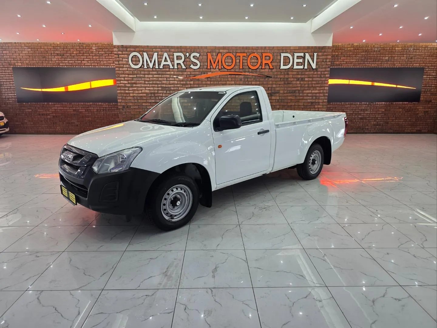2025 Isuzu D-Max Gen 6 250C Single Cab, photo 1 of 6