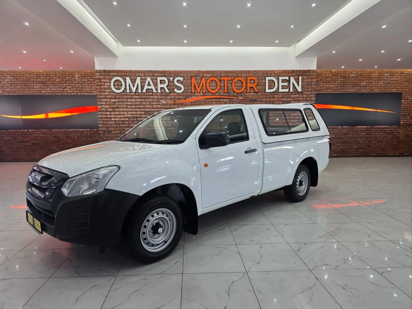 2025 Isuzu D-Max Gen 6 250C Single Cab, photo 2 of 4