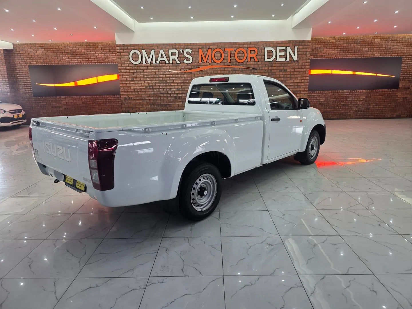 2025 Isuzu D-Max Gen 6 250C Single Cab, photo 4 of 6