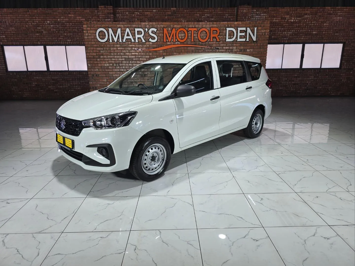 2025 Suzuki Ertiga 1.5 GA, photo 1 of 6