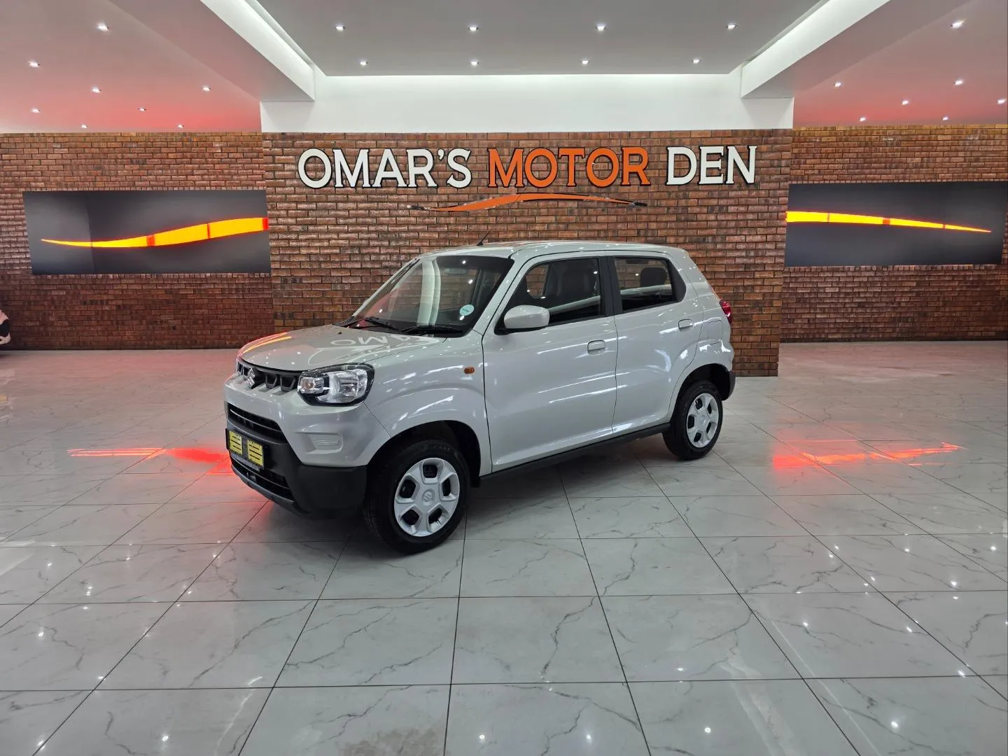 2025 Suzuki S-Presso 1.0 GL Auto, photo 1 of 7