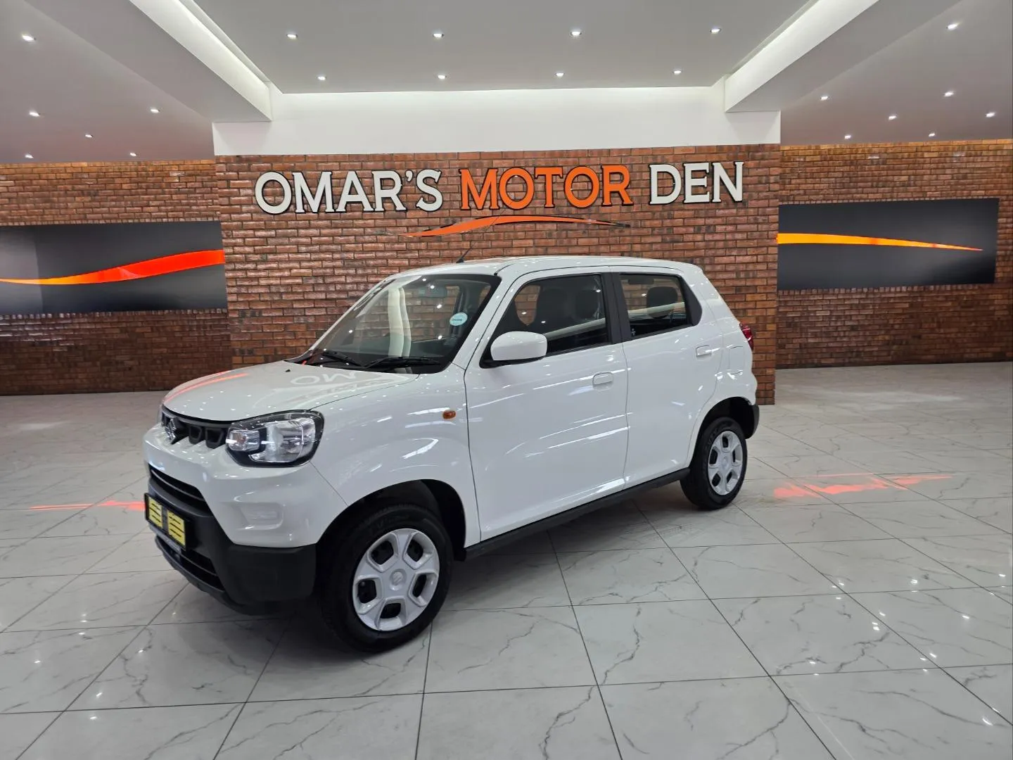 2025 Suzuki S-Presso 1.0 GL Auto, photo 1 of 7