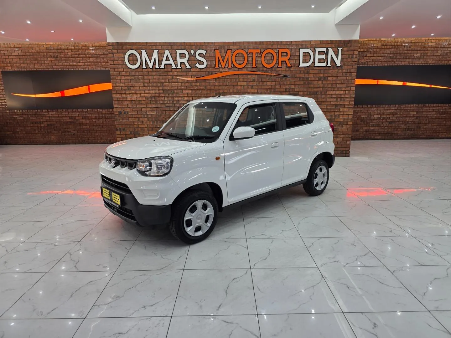 2025 Suzuki S-Presso 1.0 GL+ Auto, photo 1 of 7