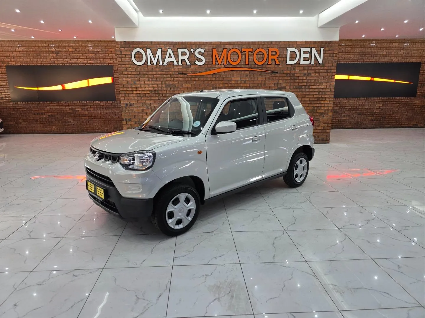 2025 Suzuki S-Presso 1.0 GL+ Auto, photo 1 of 6