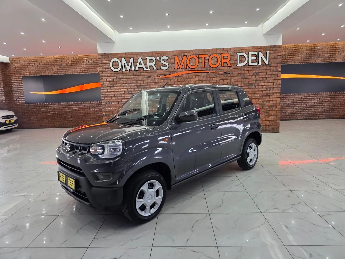 2025 Suzuki S-Presso 1.0 GL+ Auto, photo 2 of 7