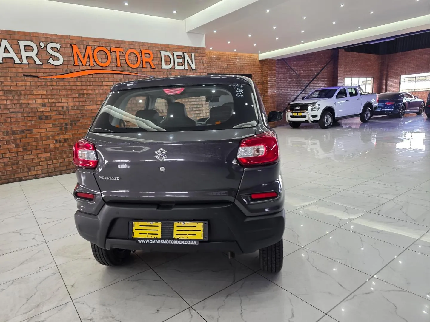 2025 Suzuki S-Presso 1.0 GL+ Auto, photo 3 of 7