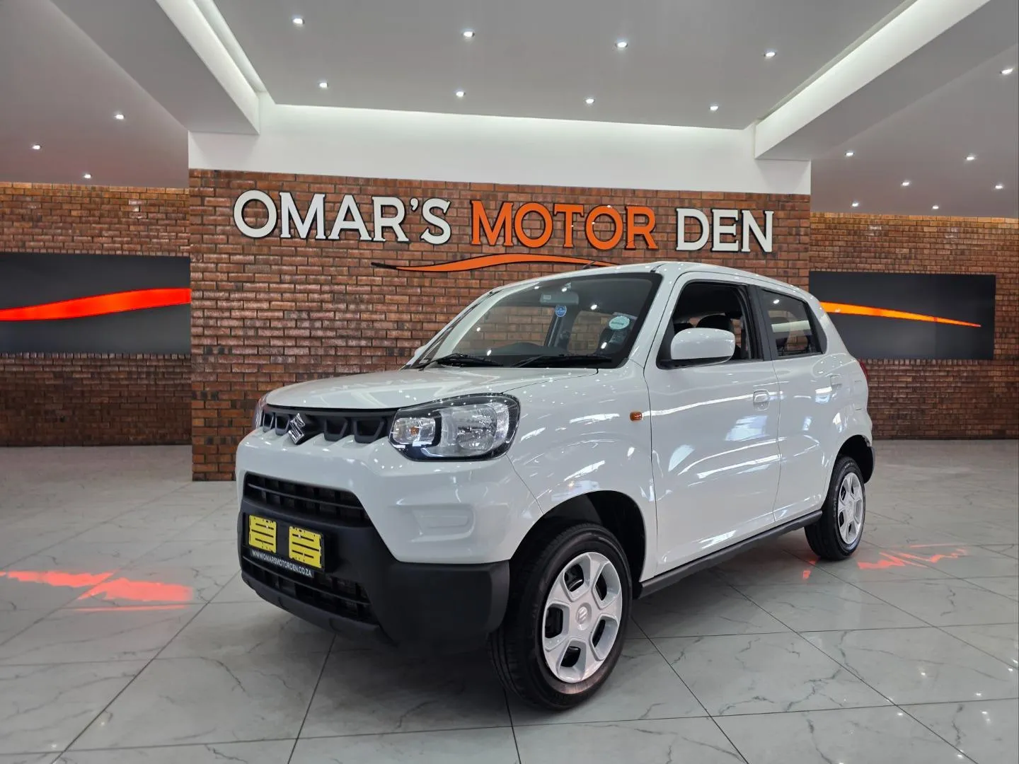 2025 Suzuki S-Presso 1.0 GL+ Auto, photo 3 of 7