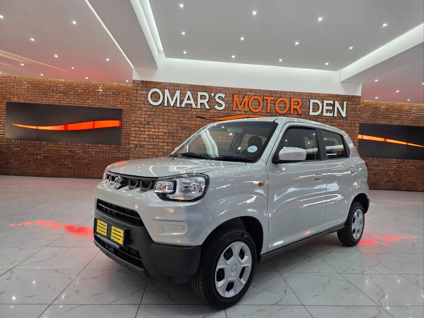 2025 Suzuki S-Presso 1.0 GL+ Auto, photo 3 of 6
