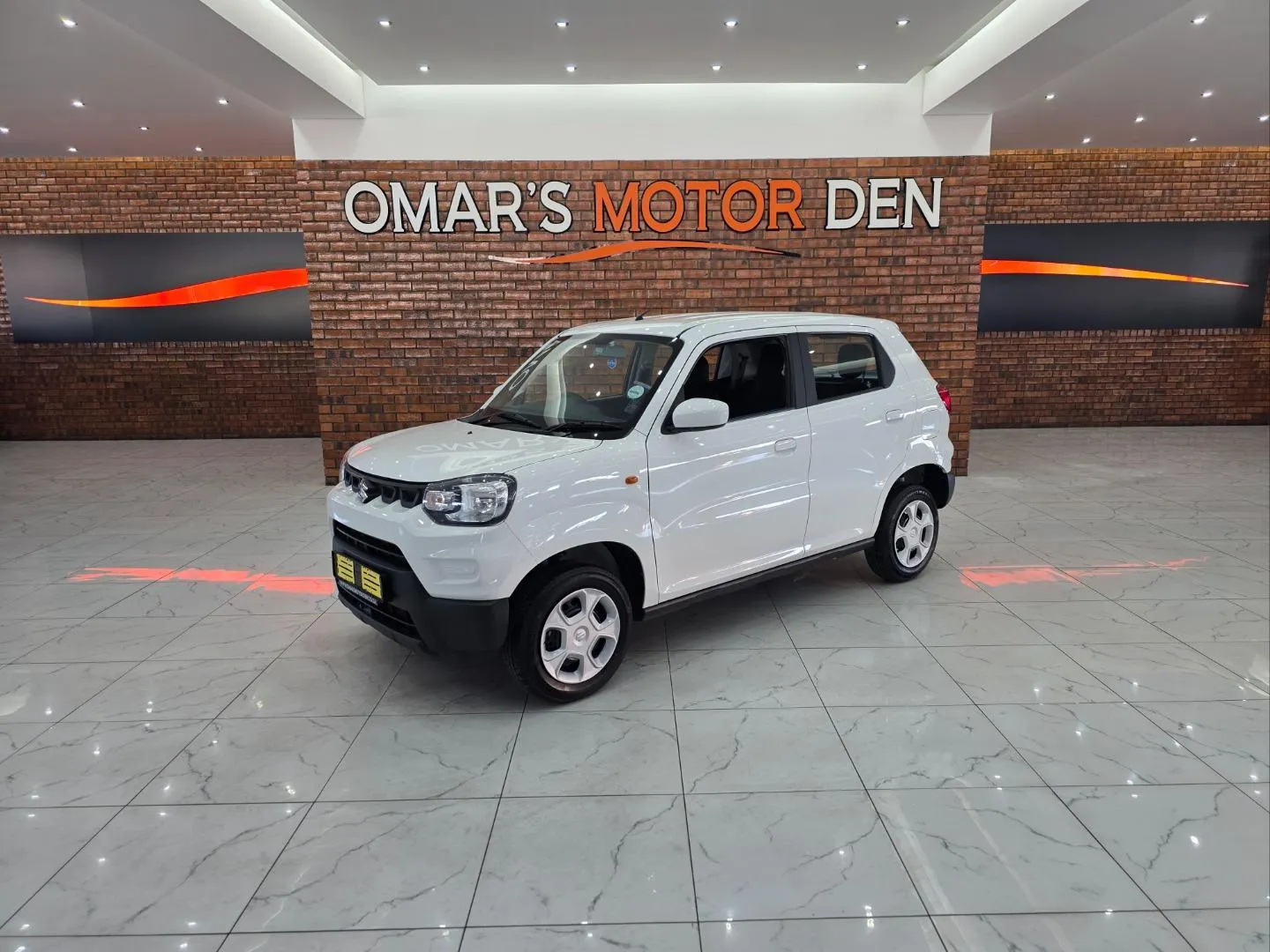 2025 Suzuki S-Presso 1.0 GL+ Auto, photo 4 of 7
